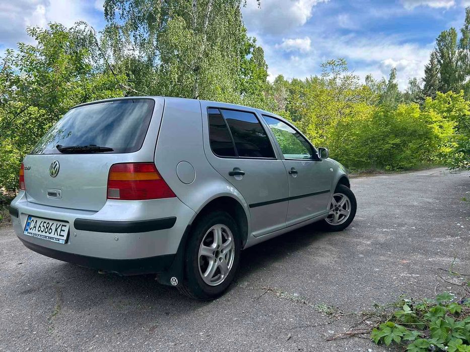 Продам авто Volkswagen golf 4