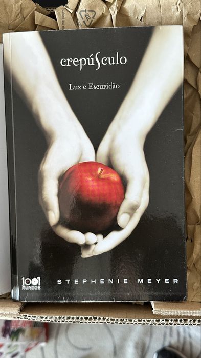Livro ‘Crepúsculo’
