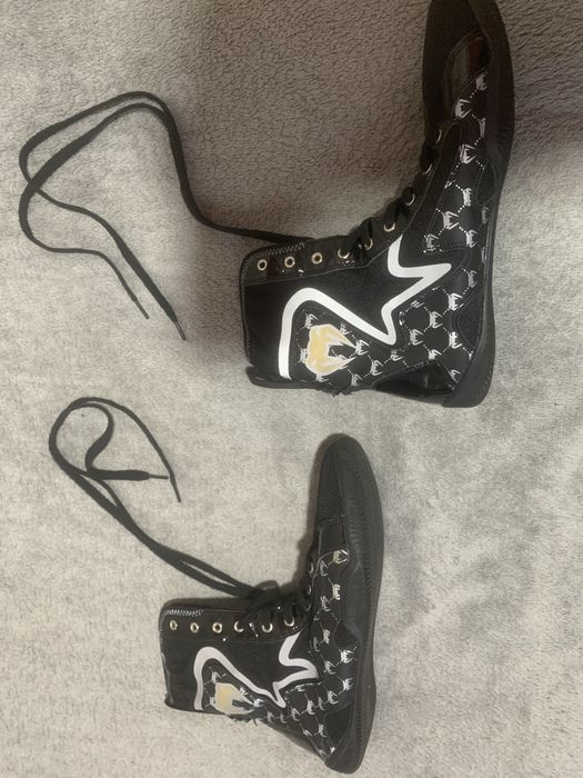 Боксьорки venum.