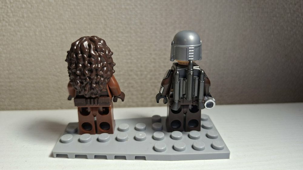 Лего звёздные воины фигурки Мандалорца и Пели Мотто