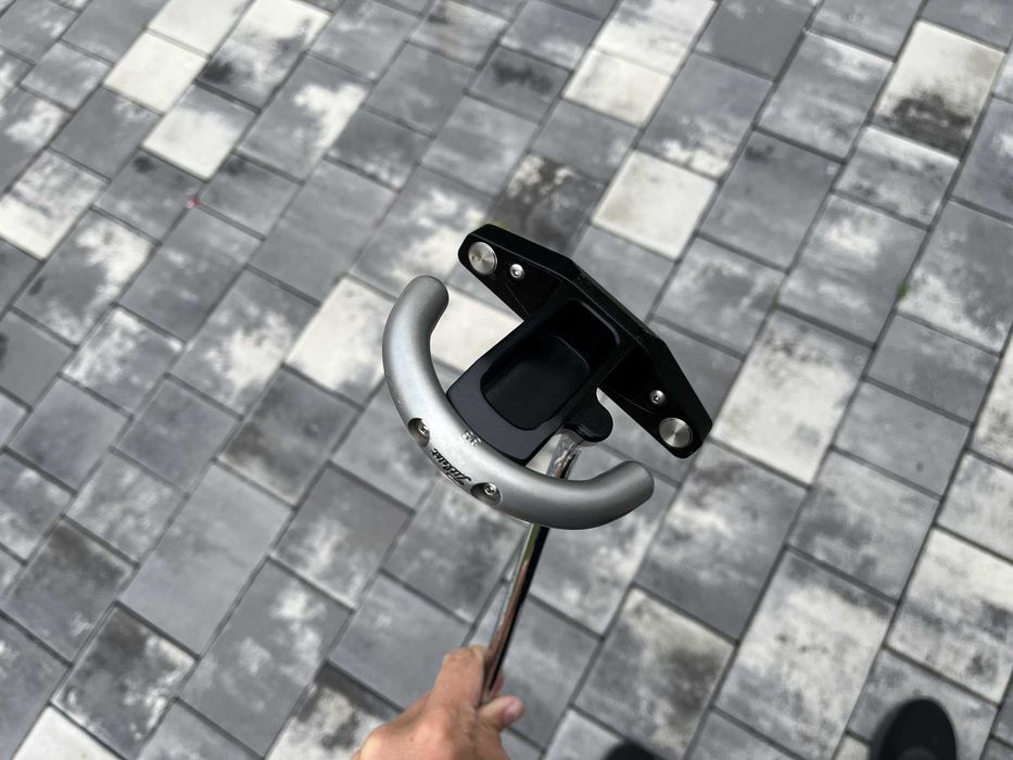 Putter Titleist Scotty Cameron Futura Phantom 42 cale headcover golf