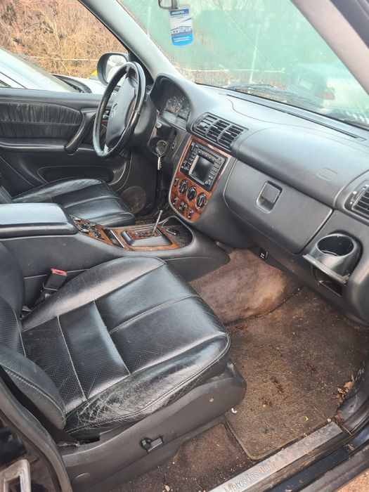 Mercedes ml w163 tapicerka fotele