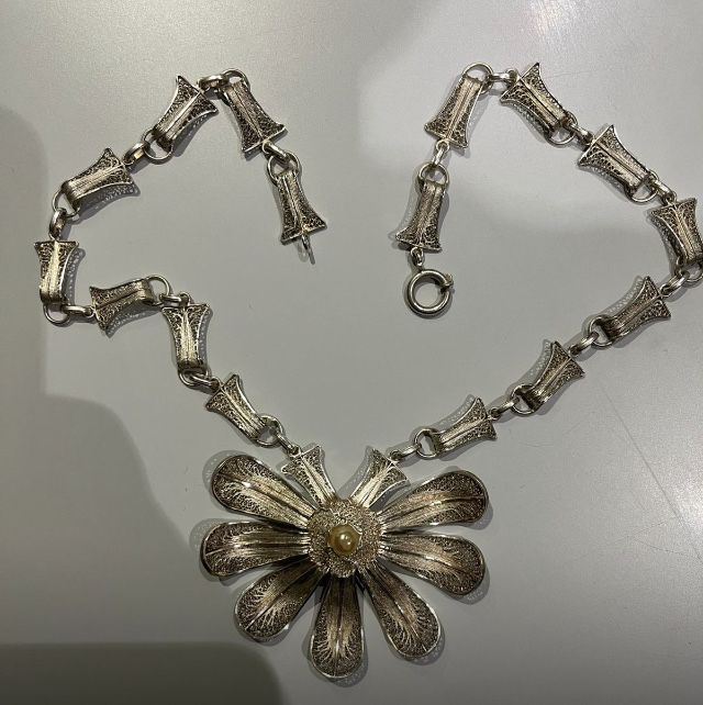 Gargantilha vintage de filigrana de prata