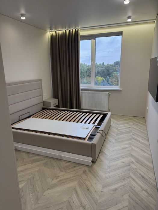 Продається 1,5 кімнатна квартира з виглядом на Парк Боздош