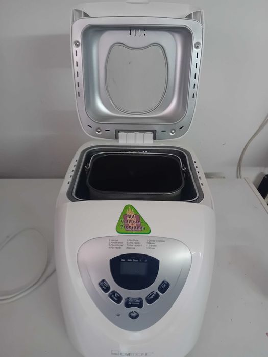 Máquina de fazer pão/bolos