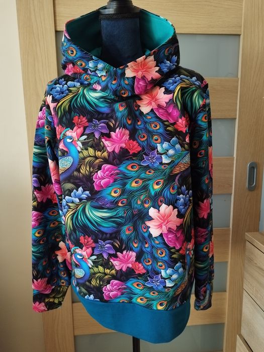 Bawełniana bluza damska z kapturem Kolorowe pawie L 40