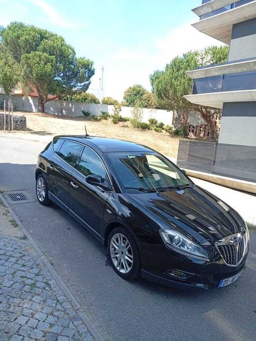 Lancia Delta III 1.6 120cv