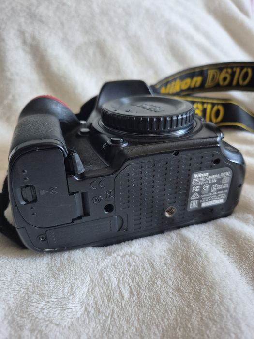 Nikon d610 (body)
