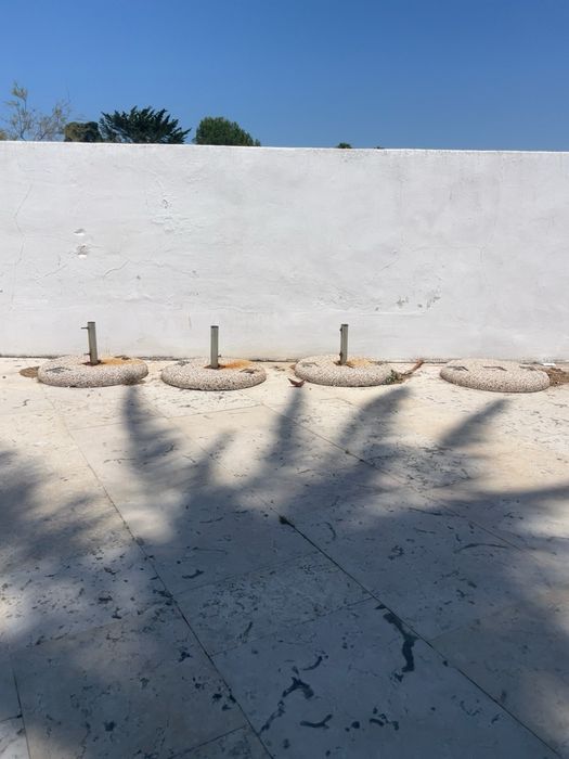 4 Bases para Chapéu de Sol em Betão – 90 kg cada