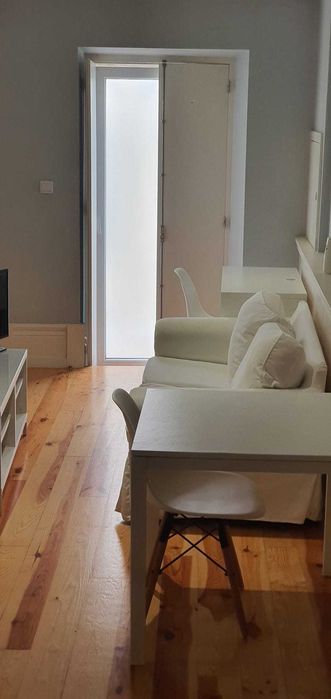 Arrendo apartamento T0