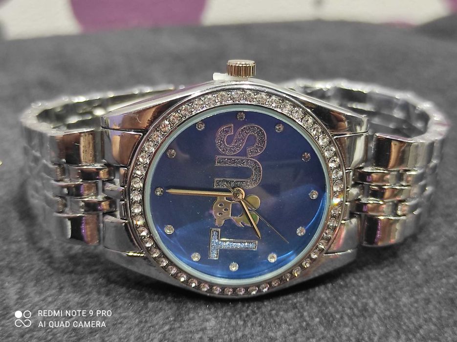 Mega zegarek biżuteryjny cuuudo