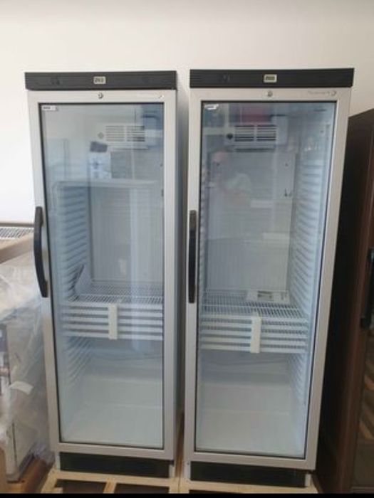 Armario Frigorifico Bebidas e Charcutaria