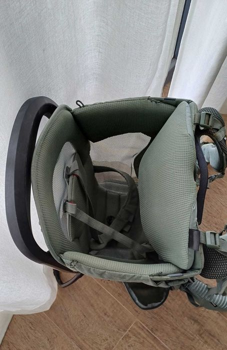 Mochila porta-bebés/crianças de caminhada marca Thule