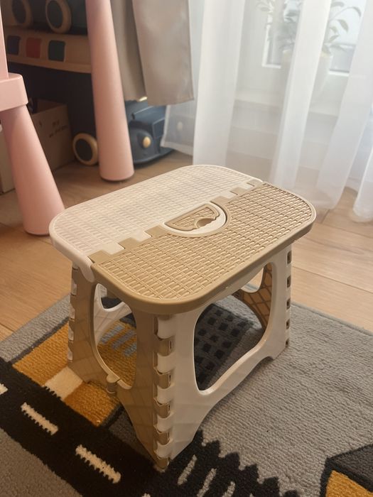 Taboret stołek pomocnik dla dzieci skladany BEŻOWY