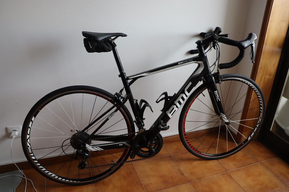 Bicicleta Estrada BMC Granfondo GF02