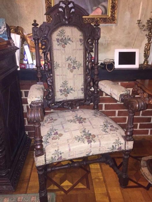 Продажа антикварной мебели