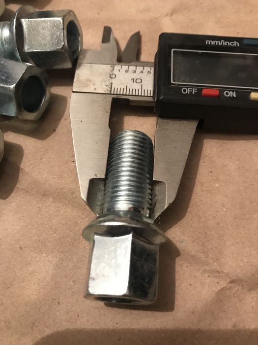 Болти колісні Audi, VW, SEAT, Škoda