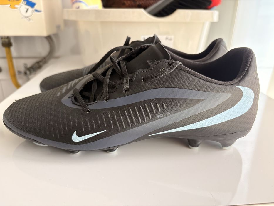 Chuteiras Nike Phantom Pretas 42,5