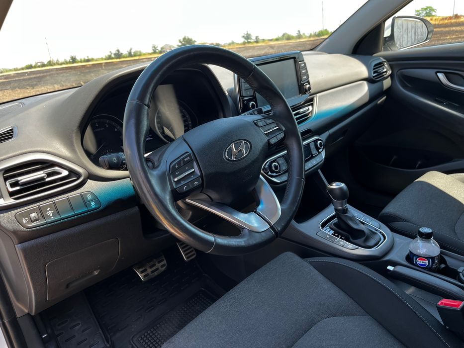hyundai i30 2021