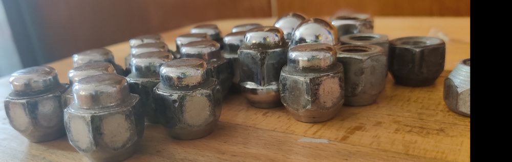 Mazda гайкі колесні M12x1.5 різні гурт опт