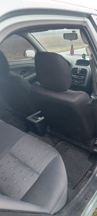 Міцубісі Каризма