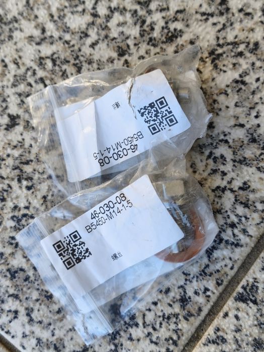 2x bujões magnéticos oleo