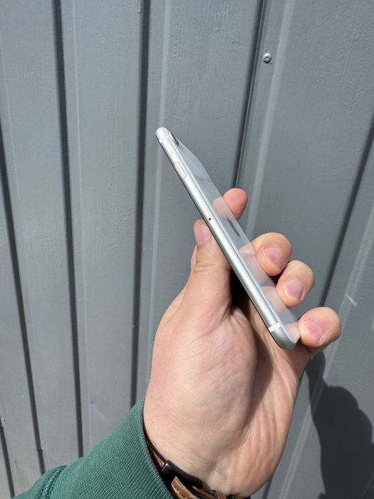 iPhone SE2 White 64g Neverlock(85% Акум)