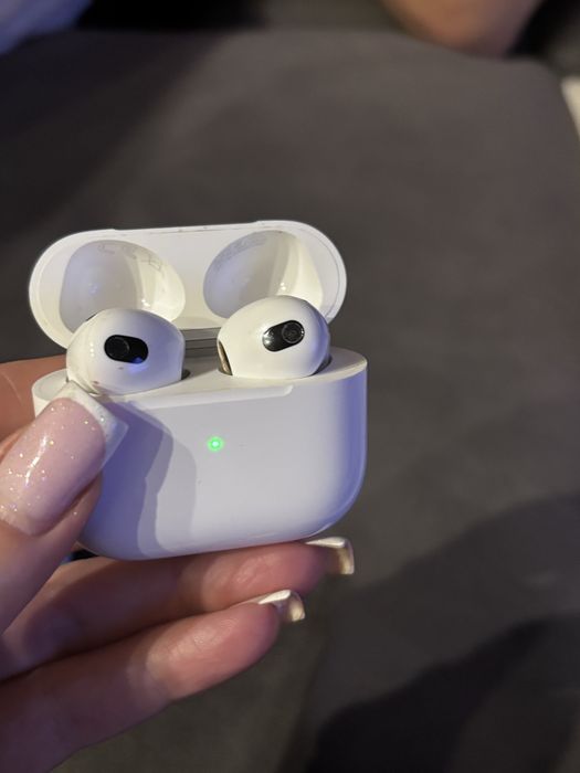 Apple airpods 3 sluchawki białe komplet