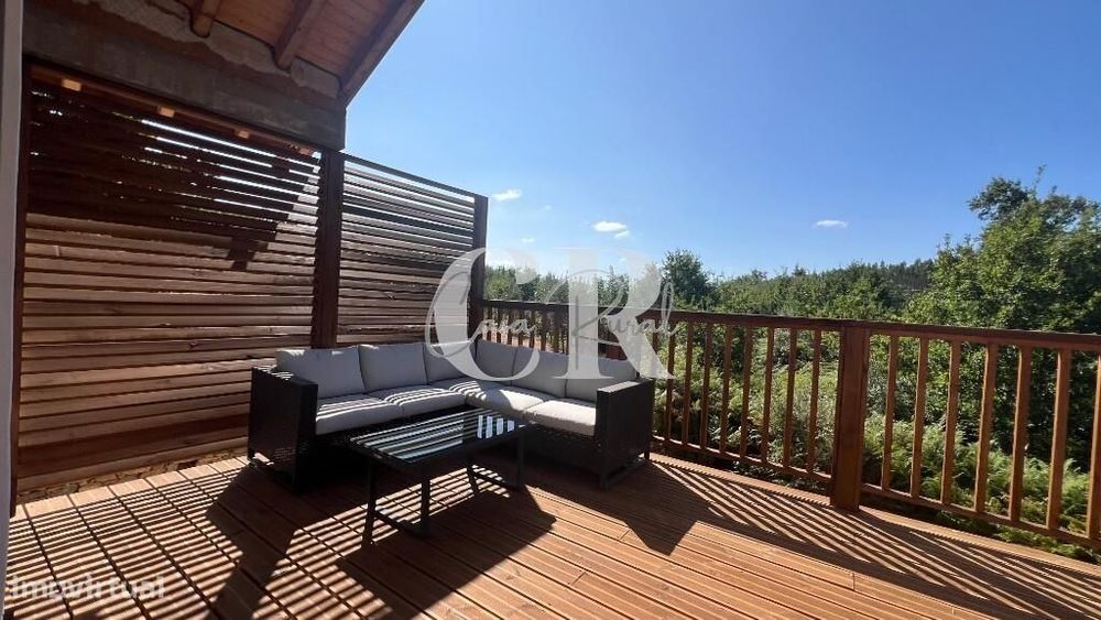 Casa de Pedra Renovada, Ruínas, Riacho, Poços e 15.570m2 de Terreno na