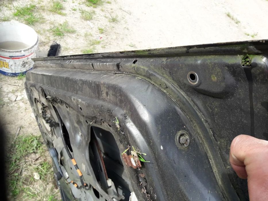 mazda 323f bg 89-94  drzwi przednie lewe szyba
