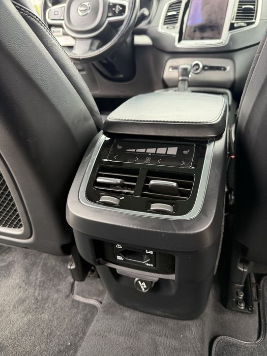 Volvo XC 90 D5 AWD 235cv