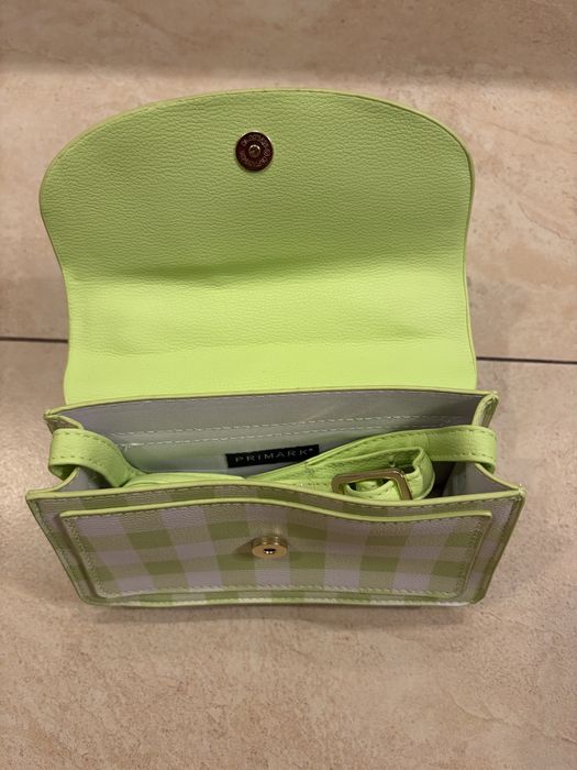 Mała torebka koktailowa