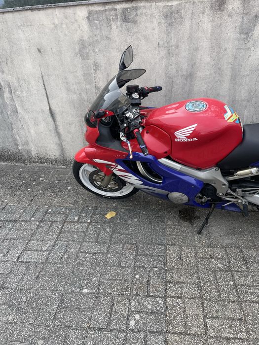 Cbr600 F4