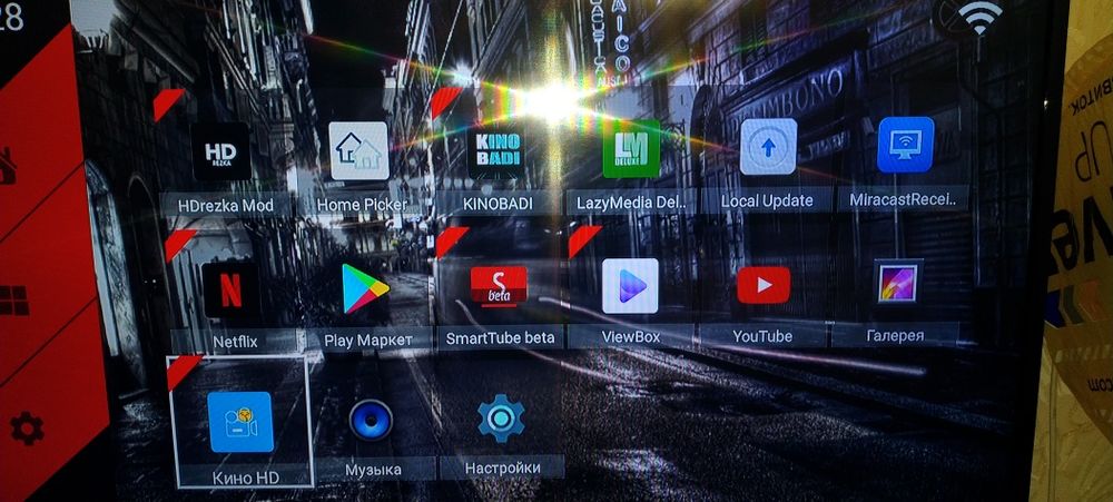 Смарт приставка TV Box Tanix TX1 mini tv box 2/8 ГБ на Android 10