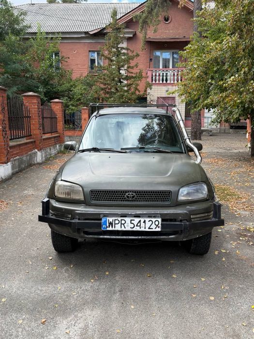 Продам Toyota Rav4
