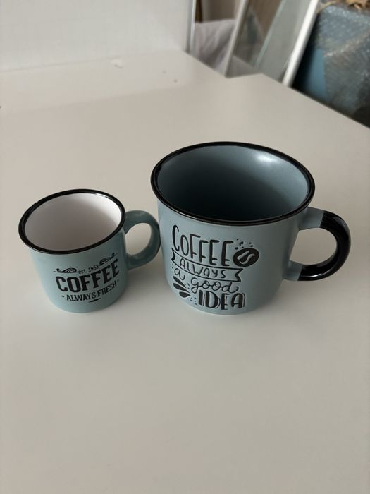 Conjunto de chavena e caneca de café