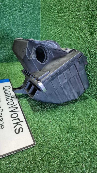 Caixa Filtro Ar Audi A4 B5 Passat B5 1.6 1.8 1.8T 1.9 TDI Ref. 8D0129607