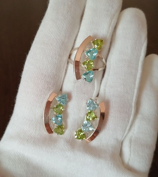 Набір срібних прикрас з золотими пластинами