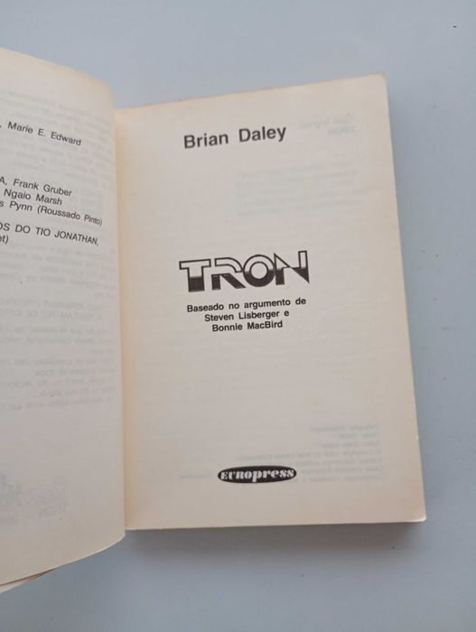 Tron, de Brian Daley
