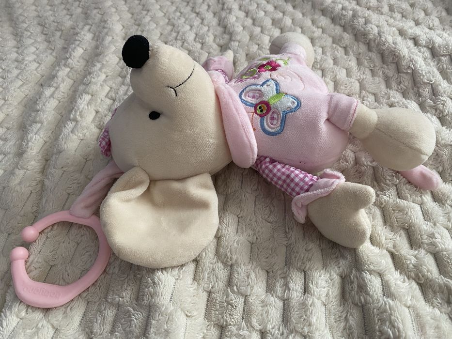 Музикальна іграшка на ліжечко