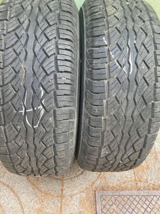 2 pneus 265/70/15 falken com mais de 90% de piso