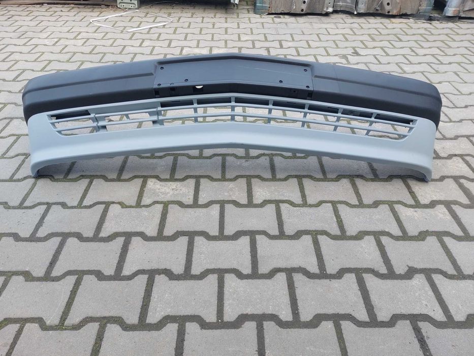 Бампер передній на Mercedes 190 (W201) 10.82-08.93 Мерседес 190