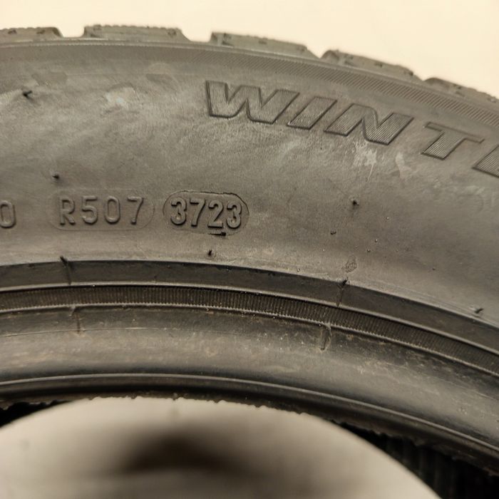 215/55R17 Pirelli Sottozero 3