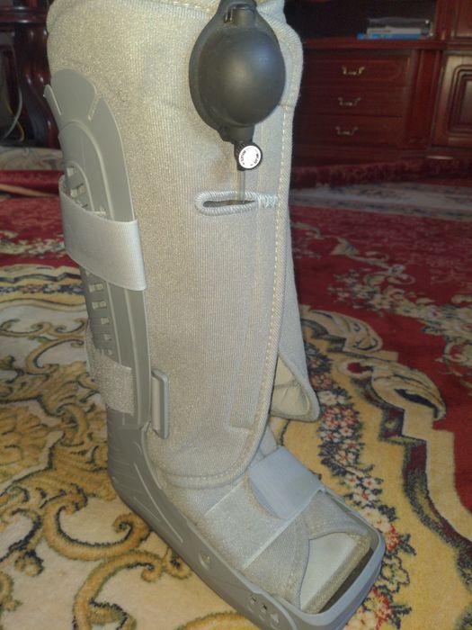 Ортопедичний Чобіт Ортез MEDI CAL protect.cat walker