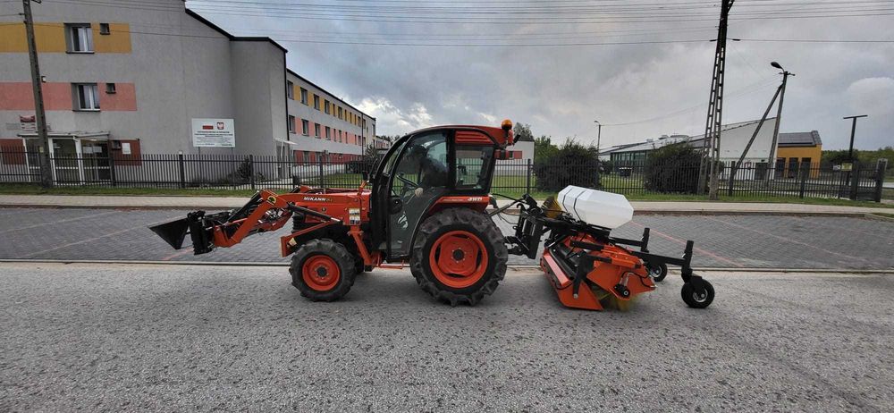 glebogryzarka separacyjna kosiarka ładowarka zamiatarka trawnik