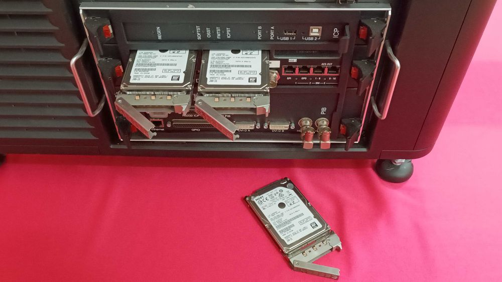 Projektor Christie CP2215: obiektyw 1.2-1.75:1,lampa CDXL-30SD;IMS2100