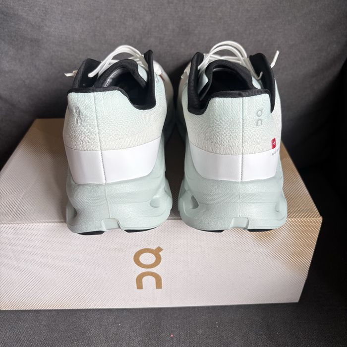 sapatilhas on cloudtilt