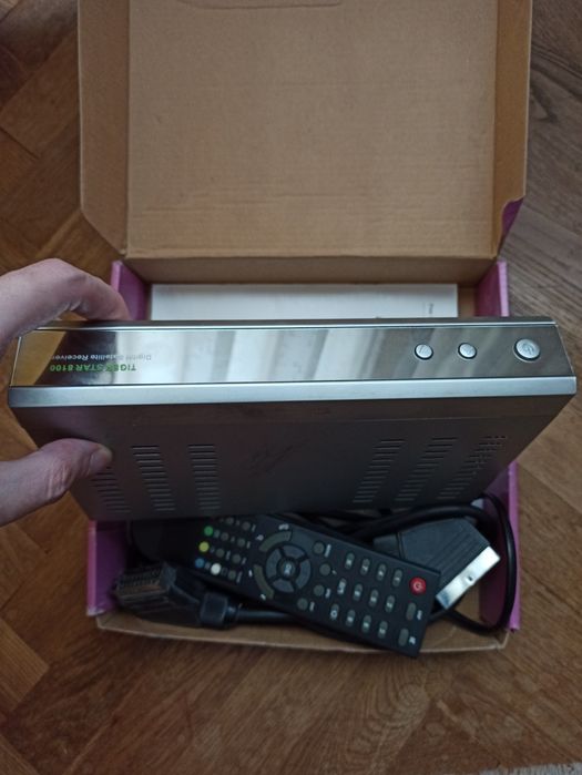 супутниковий ресивер для тв тюнер tiger star 8100