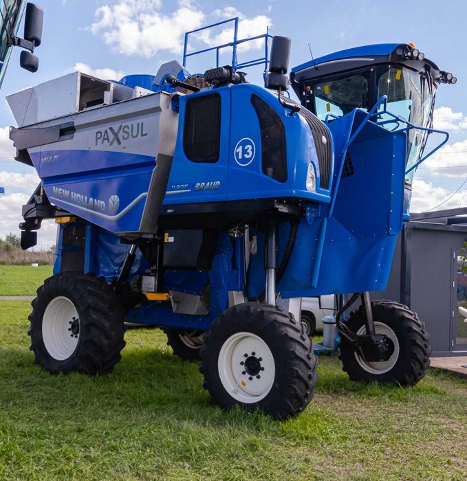 Máquinas de Colheita New Holland