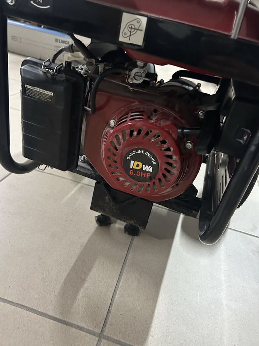 Vendo gerador trifasico